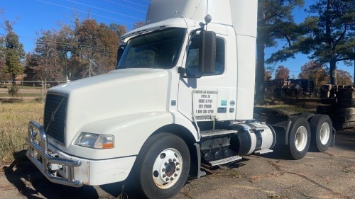2011 Volvo Truck Tractor