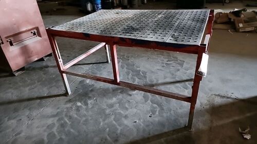 Adjustable Welding Table