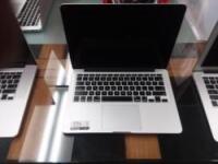 (1) MAC Book Pro Laptop