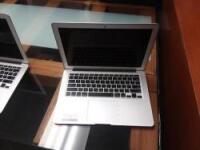 (1) MAC Book Air Laptop
