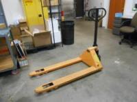 Global Industries Hand Pallet Truck