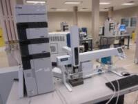 Lot Single Stream Liquid Chromatography Mass Spectrometer Unit
