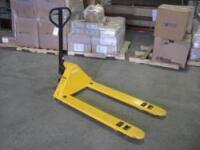 Uline H-1365 Hydraulic Pallet Jack