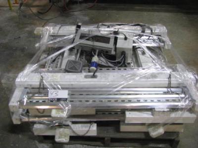 Lot Overhead Fluorescent Light Fixtures on 1 Pallet