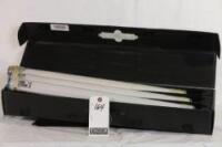 Kino-Flo 2ft Tungsten Tubes w/Case