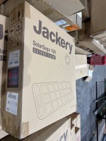 Jackery Solar Saga 100