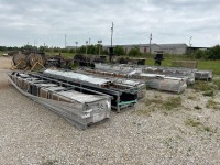 (11) Racks Black Steel Solar Pergola Material
