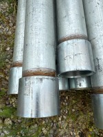 (22) Threaded Pipes