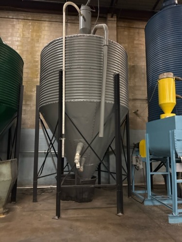 Hopper Bottom Silo Motor & Vacuum
