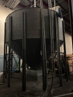 Hopper Bottom Silo w/ Motor, Vacuum & Level Indicator