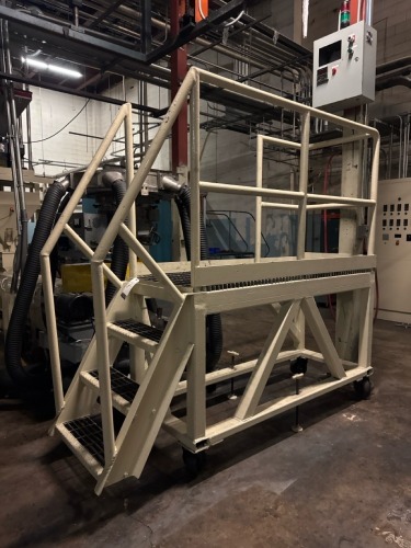 Heavy Duty Mobile Work Platform
