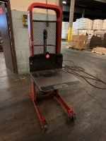 Presto Hydraulic Lift Truck