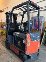 Toyota Electric Forklift