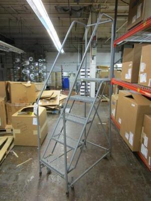 Rolling Steel Warehouse Ladder