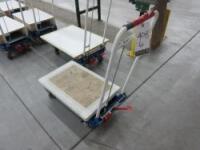 Global Industries Mobile Scissor Lift Tables
