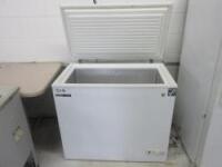 General Electric Free Standing Freezer