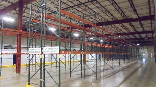Sections Tear Drop Pallet Racking