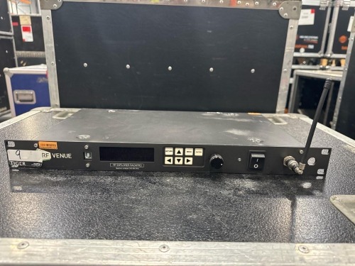 RF Explorer Rackpro Spectrum Analyzer