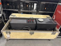 Strong Xenon Super Trouper High Intensity Spotlight w/ Road Case