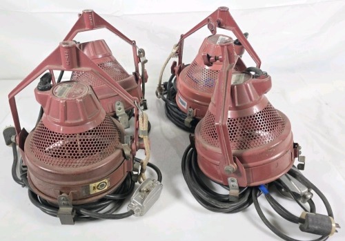 Mole Richardson 1,000W Par Lights