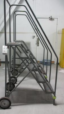 Order Picker Steel Rolling Safety Ladders