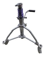 Matthews Low Crank-O-Vator Light Stand