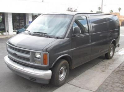 1998 Chevrolet Cargo Van, VIN- 1GCEG15W1W1107033, Factory AC