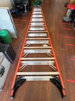 Werner 12' Fiberglass Step Ladder