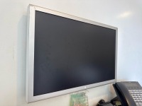 Apple Mac Mini's w/Apple Monitors