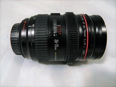 Canon EOS Zoom 24-70mm F2.8