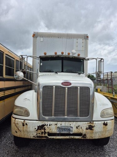 2008 Peterbilt 579 Truck Tractor