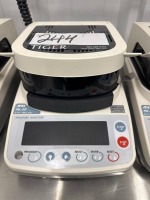 A&D Moisture Analyzer