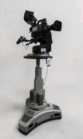 Vinten Quattro Studio Camera Pedestal