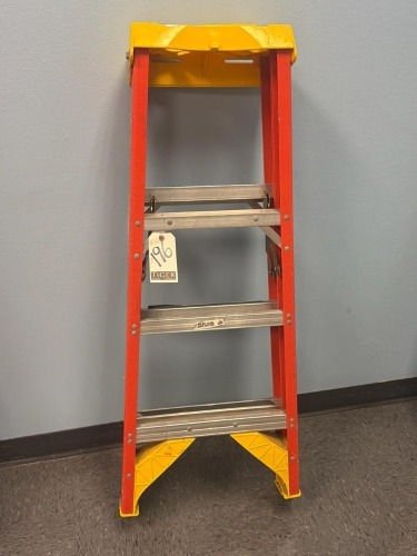 Werner 4ft Fiberglass Ladder