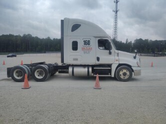 2016 Freightliner Tractor