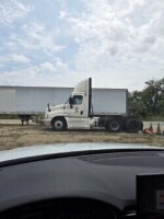 2018 Freightliner Tractor
