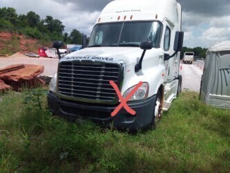 2015 Freightliner Tractor
