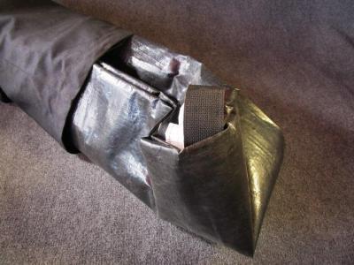 8' x 8' Black/White Grifloyn