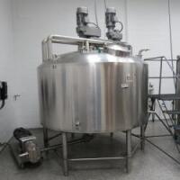 1200 Gallon Mixing Tank