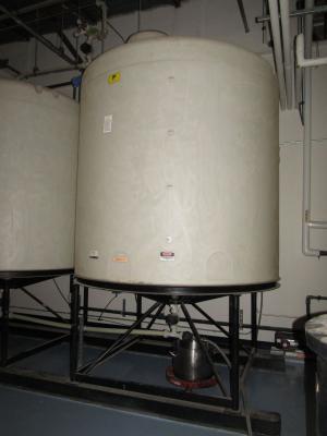 2500 Gallon Poly Tank