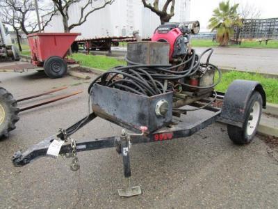 Trailer w/Gas Engine