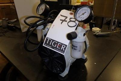 Vacuum Pump