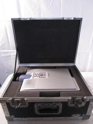 Sharp XG-P10XU LCD Projector