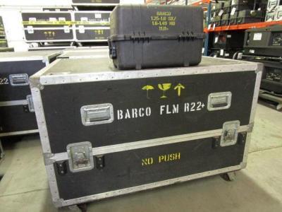 Barco FLM R22 Projector