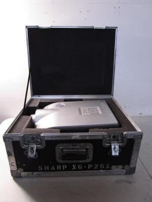 Sharp XG-P25X LCD Projector