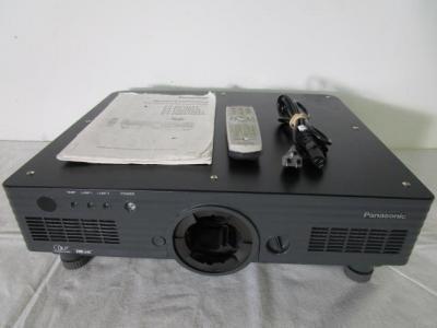 Panasonic PT-D5700U DLP Projector