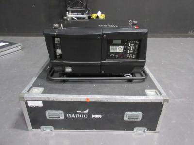Barco FLM HD20 Projector