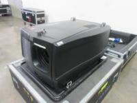 Barco FLM HD20 Projector