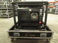 Barco HDQ2K40 Projector